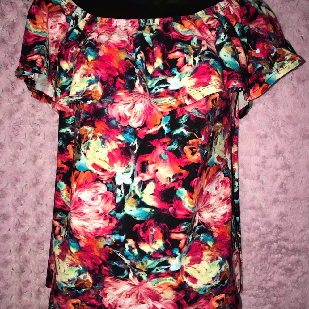 Floral top